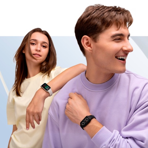 Smartband Amazfit Band 7 opaska smartwatch AMOLED 1,47" BT czarny