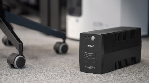 Zasilacz awaryjny komputerowy UPS REBEL 1000 offline 1000VA 600W 230 V 50Hz