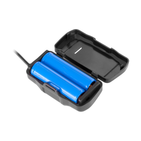 Akumulatorowa latarka czołowa 10W zoom aluminium Rebel 300 lm zasięg 200 m Akumulatorowa latarka czołowa 10W zoom aluminium Rebel 300 lm zasięg 200 m