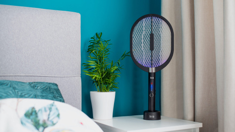 Elektryczna łapka na muchy komary owady 3w1 Teesa podświetlenie rakieta