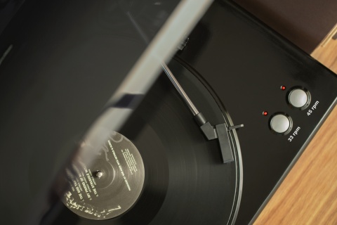 Gramofon Kruger&Matz TT-501 nagrywanie USB RCA igła Gramofon Kruger&Matz TT-501 nagrywanie USB RCA igła