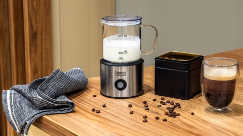 Spieniacz do mleka Teesa AROMA F60 elektryczny ubijacz podgrzewacz 600 W
