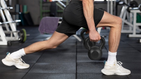 Kettlebell żeliwny 10kg kettle hantel obciążenie odważnik do ćwiczeń Rebel Kettlebell żeliwny 10kg kettle hantel obciążenie odważnik do ćwiczeń Rebel