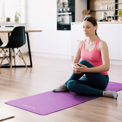 Mata gimnastyczna do ćwiczeń jogi pilatesu fitness 6mm karimata REBEL Mata gimnastyczna do ćwiczeń jogi pilatesu fitness 6mm karimata REBEL
