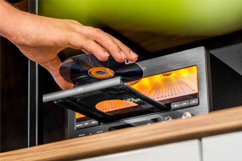 Wzmacniacz stereo BT CD DAB+ FM klasa A 210W 4 Ohm BT USB AUX Kruger&Matz