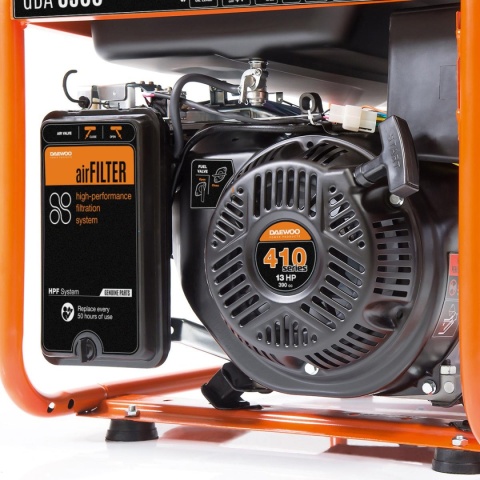 ZESTAW AGREGAT PRĄDOTWÓRCZY DAEWOO GDA 6500 5.5kW + 2x GENERATOR OIL SAE 10W-30 DWO 600 ZESTAW AGREGAT PRĄDOTWÓRCZY DAEWOO GDA 6500 5.5kW + 2x GENERATOR OIL SAE 10W-30 DWO 600