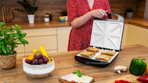 Toster opiekacz do kanapek Teesa 1500W sandwich