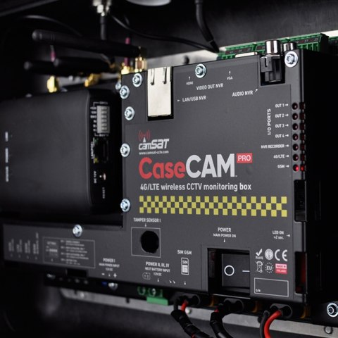 WALIZKA AKUMULATOROWA CCTV Z MIKROKAMERĄ I TRANSMISJĄ 4G/LTE CAMSAT CASECAM-PRO Q4 WALIZKA AKUMULATOROWA CCTV Z MIKROKAMERĄ I TRANSMISJĄ 4G/LTE CAMSAT CASECAM-PRO Q4
