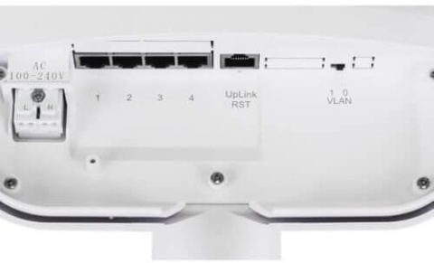 SWITCH POE CAMSAT X-CAM II Switch PoE+ 4F TX15 (230V, TX1550, RX1310) SWITCH POE CAMSAT X-CAM II Switch PoE+ 4F TX15 (230V, TX1550, RX1310)