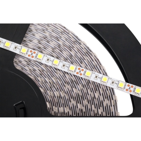 Taśma LED 25m kolor zimny biały 5050SMD 12V 5,6W sznur diodowy Rebel Taśma LED 25m kolor zimny biały 5050SMD 12V 5,6W sznur diodowy Rebel