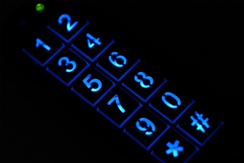 Zamek szyfrowy EURA AC-30C7 czarny