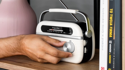 Radio przenośne analogowe zasilanie 5V lub baterie Kruger&Matz Bluetooth