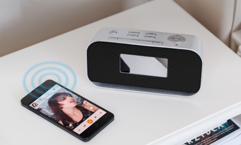 Radiobudzik Kruger&Matz KM 1150