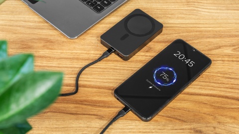 POWER BANK indukcyjny Kruger&Matz 10000 mAh Mag Safe